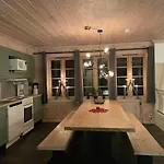 Tinden Apartment